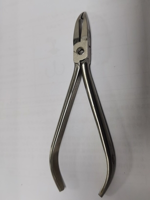 Stainless Steel Ixion Orthodontic Pliers Dental Instruments 0.05mm Tolerance
